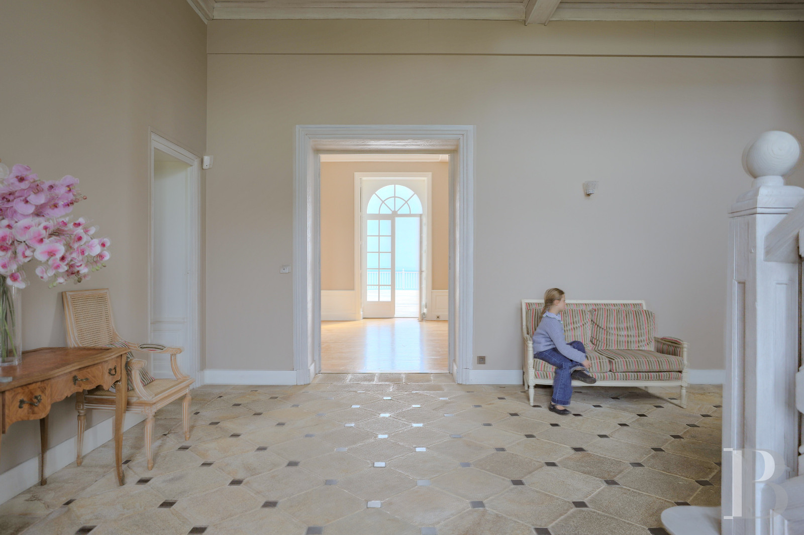 An early 19th century manor house overlooking the Bay of Douarnenez on the Crozon peninsula in Finistère - photo  n°6